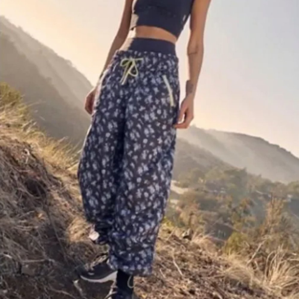 Free People Movement Floral Track  Joggers Windbreaker Pants NEW Size Small